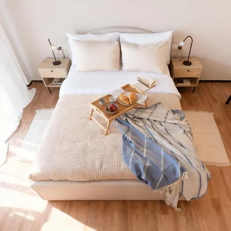 Rotunda 3-bedroom Apartament